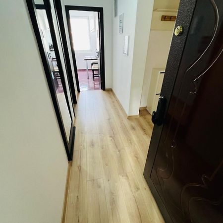 Apartament Naty Apartment Bukares Bagian luar foto