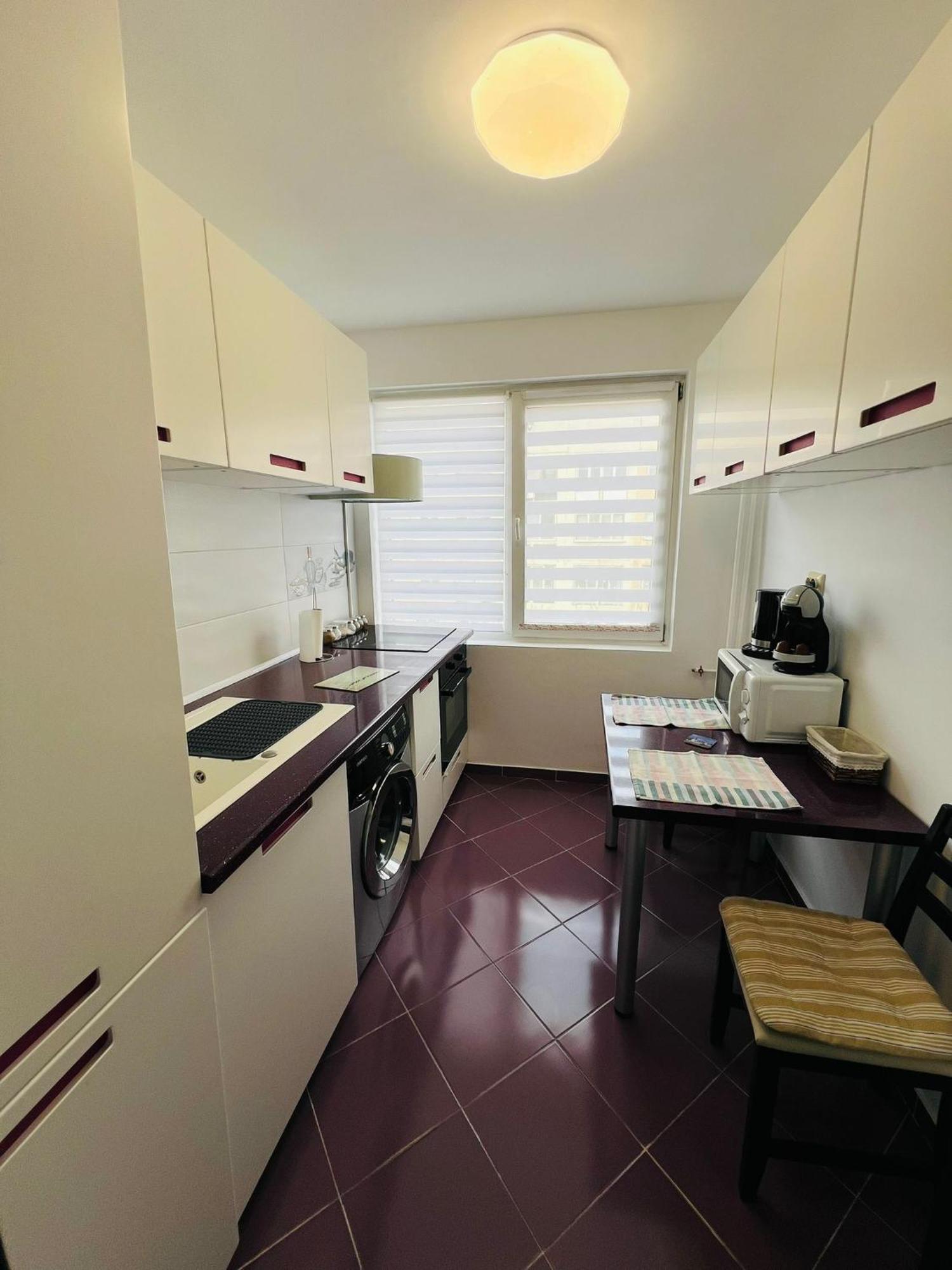 Apartament Naty Apartment Bukares Bagian luar foto
