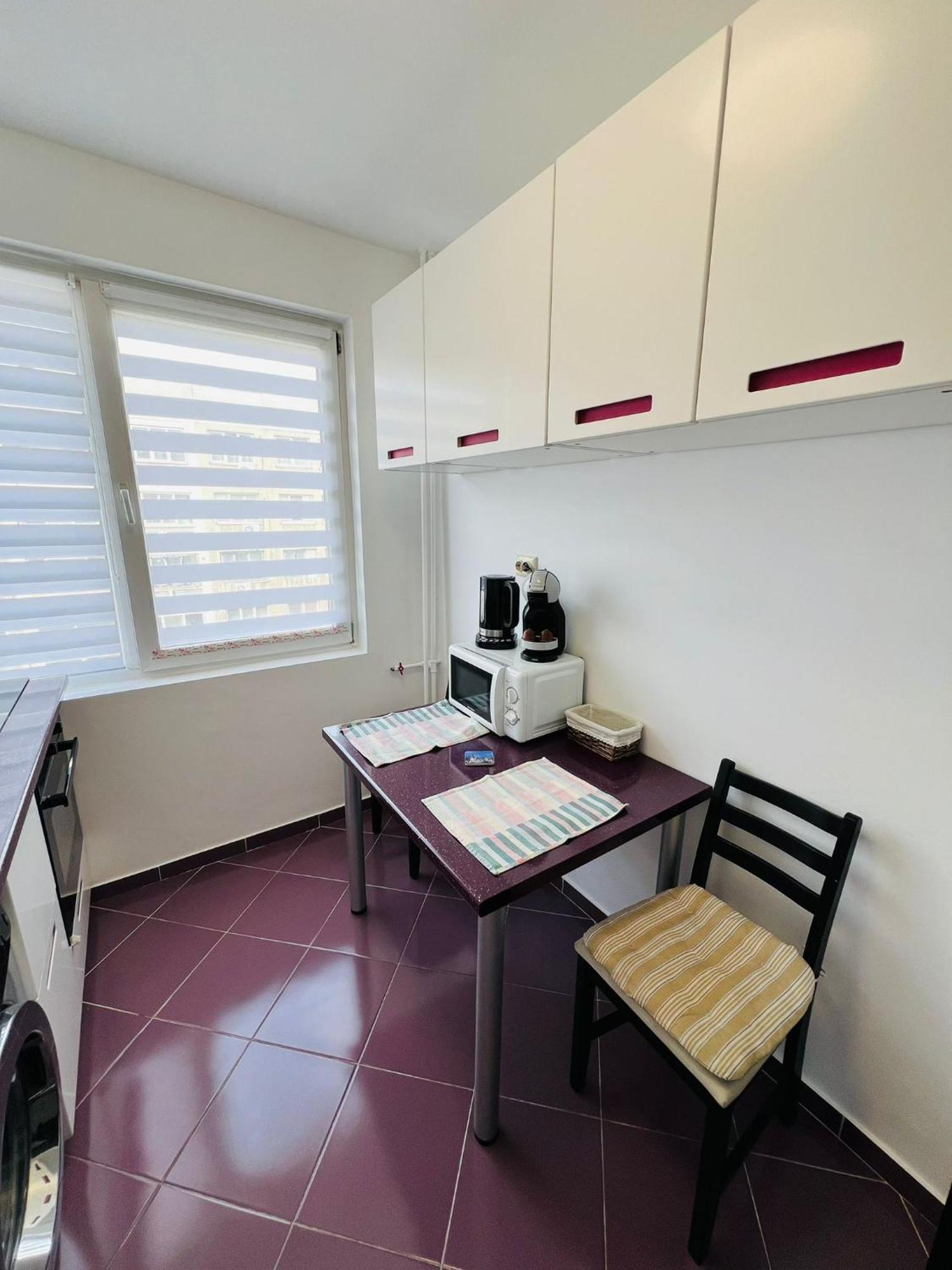 Apartament Naty Apartment Bukares Bagian luar foto